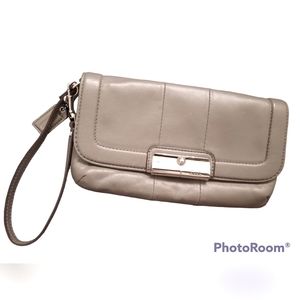 RARE Coach Kristin Gray Leather wristlet